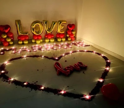 Endless Love Setup Decor